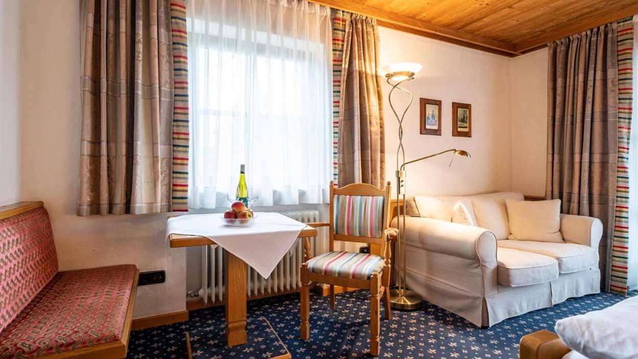 Hotel Alpina Hagnau Εξωτερικό φωτογραφία