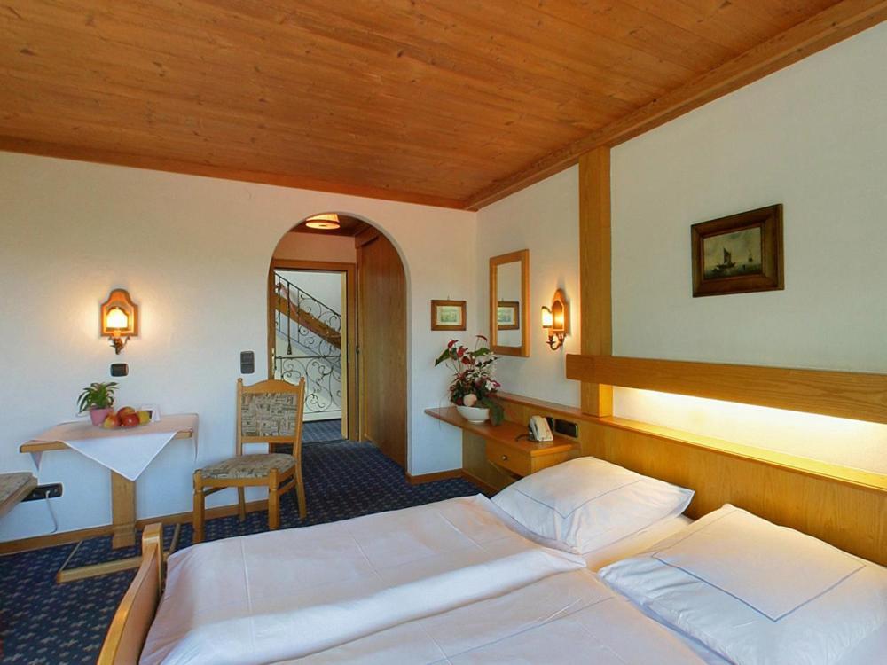 Hotel Alpina Hagnau Δωμάτιο φωτογραφία